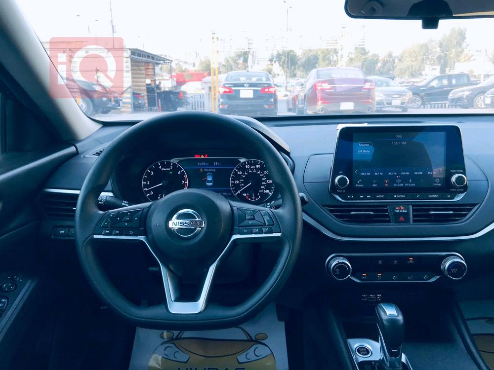 نیسان ئەلتیما